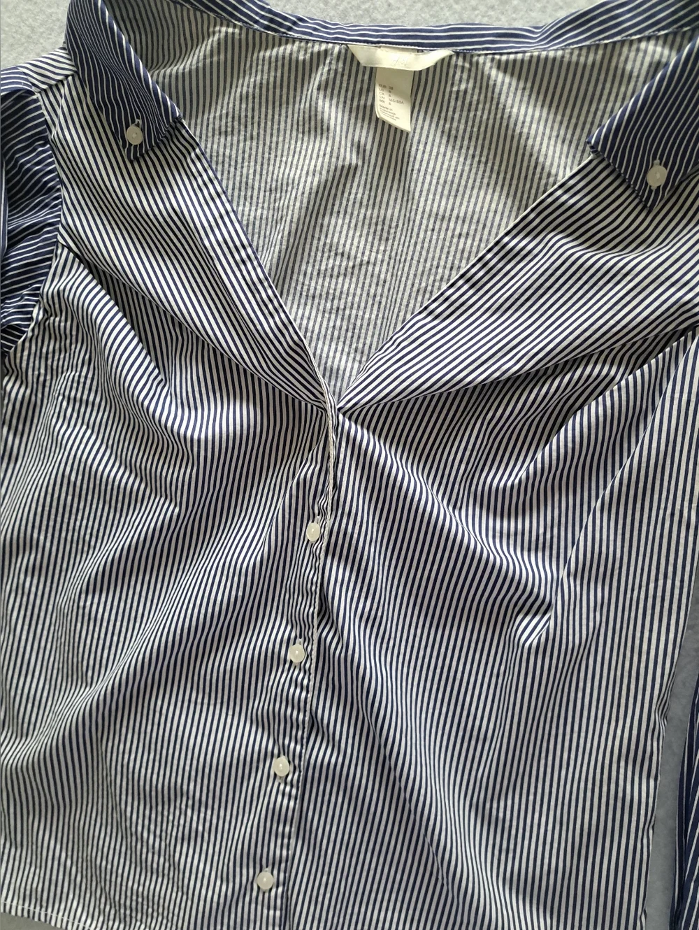 H&M 100% Cotton Navy Blue and White Striped Off-Shoulder Button-Down Shirt - Picture 4 of 14